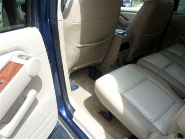 2006 Ford Explorer Eddie Bauer 4dr SUV 4WD w/V6